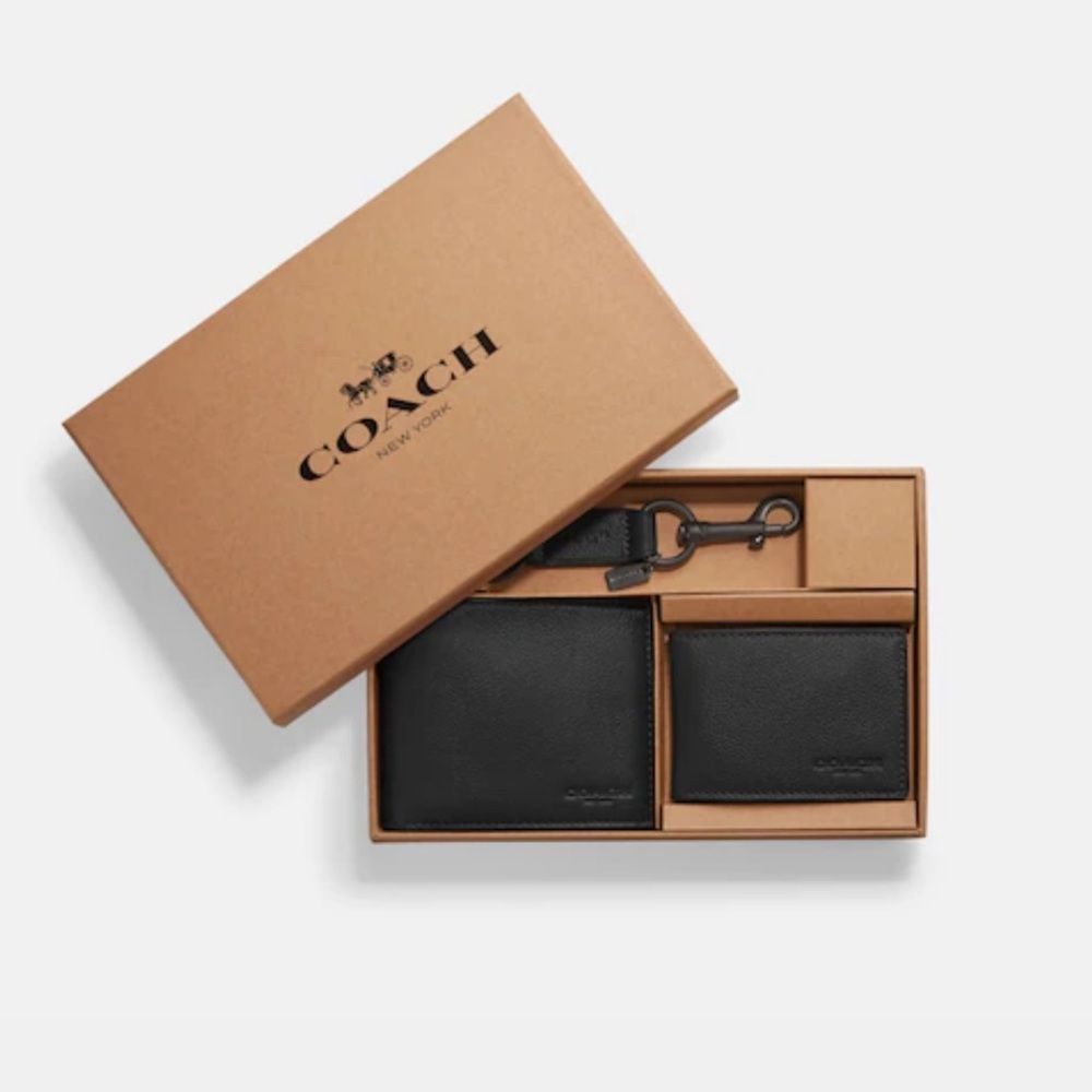 Coach boxed 3-in-1 Wallet Set (Black)